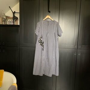 Black and White Gingham Maxi Dress with Design XL